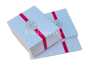 Кутия за торта 4 парчета -LNS/25бр.3322